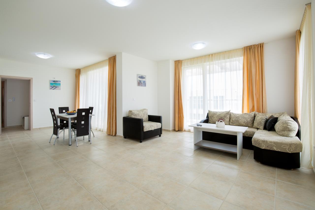 Sea Life Apartments Sinemorets Exterior foto